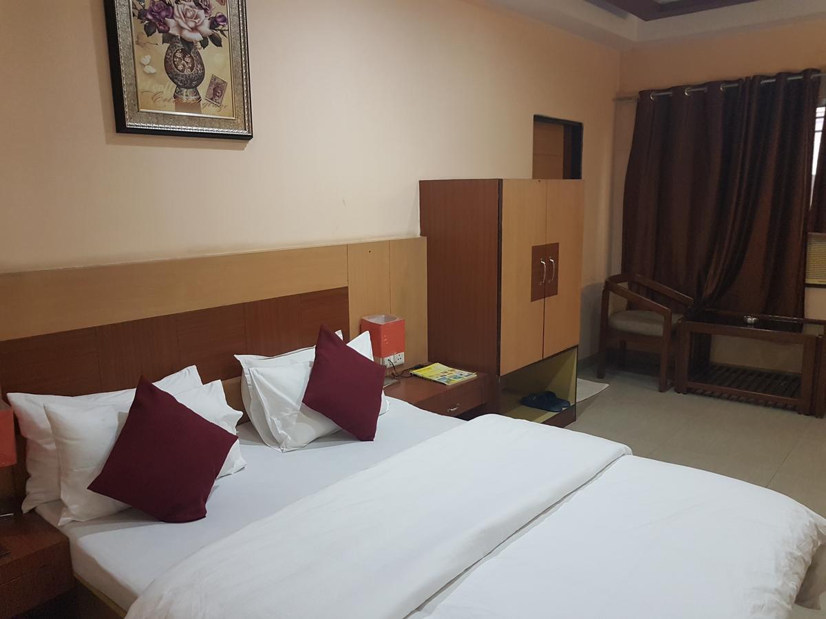 Hotel Simla Siliguri Exterior photo
