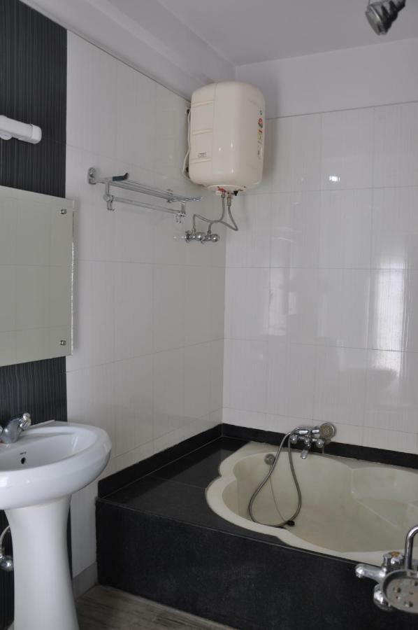 Hotel Simla Siliguri Exterior photo